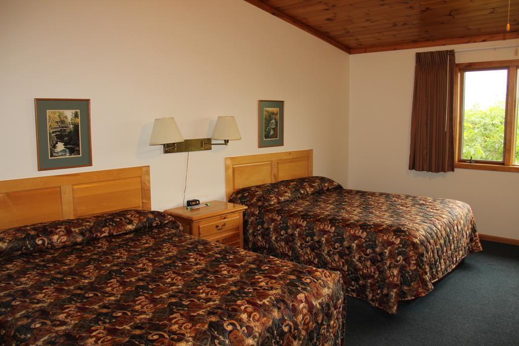 Superior Ridge Resort Motel Schroeder ภายนอก รูปภาพ